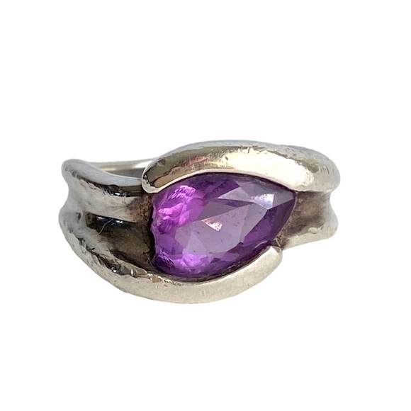Vintage Cocktail Ring Amethyst Sterling Silver Bypass Band Purple Gemstone 7.75 - Picture 1 of 11
